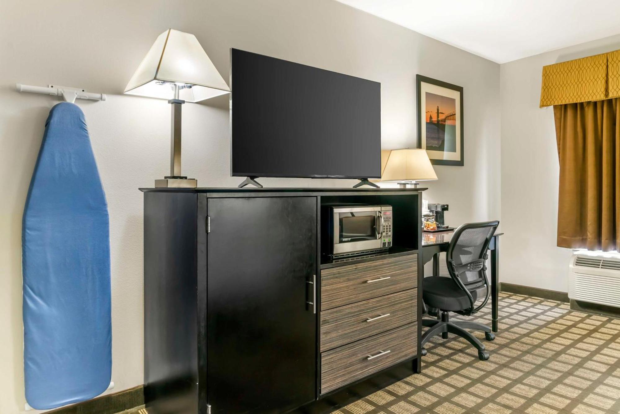 Best Western Beacon Inn Grand Haven Kültér fotó